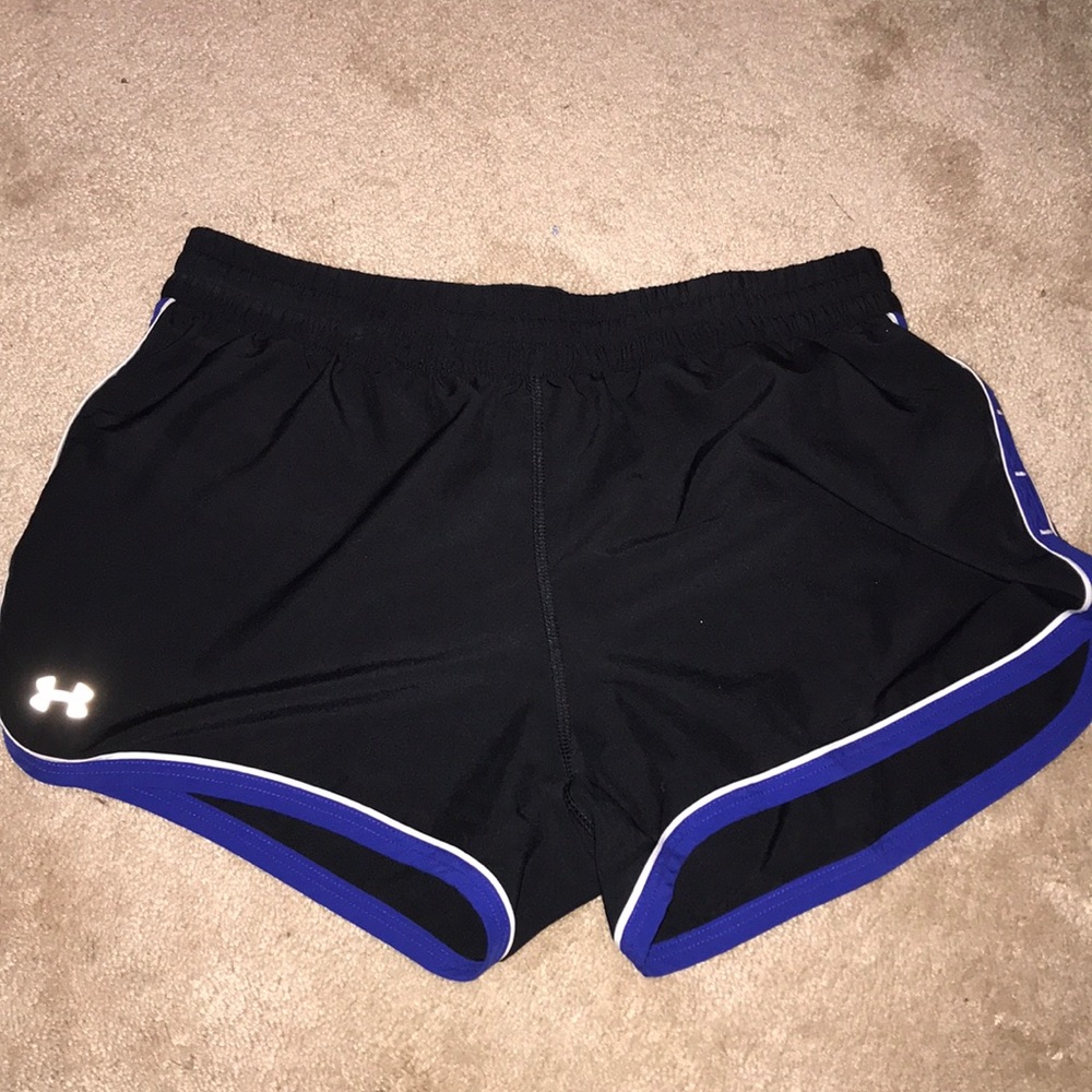 Under Armour semi-fitted Small Shorts